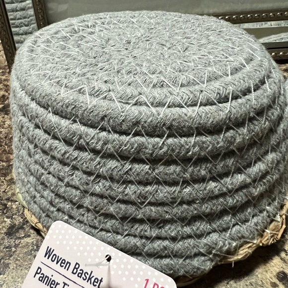 Woven Basket - Picture 8 of 9